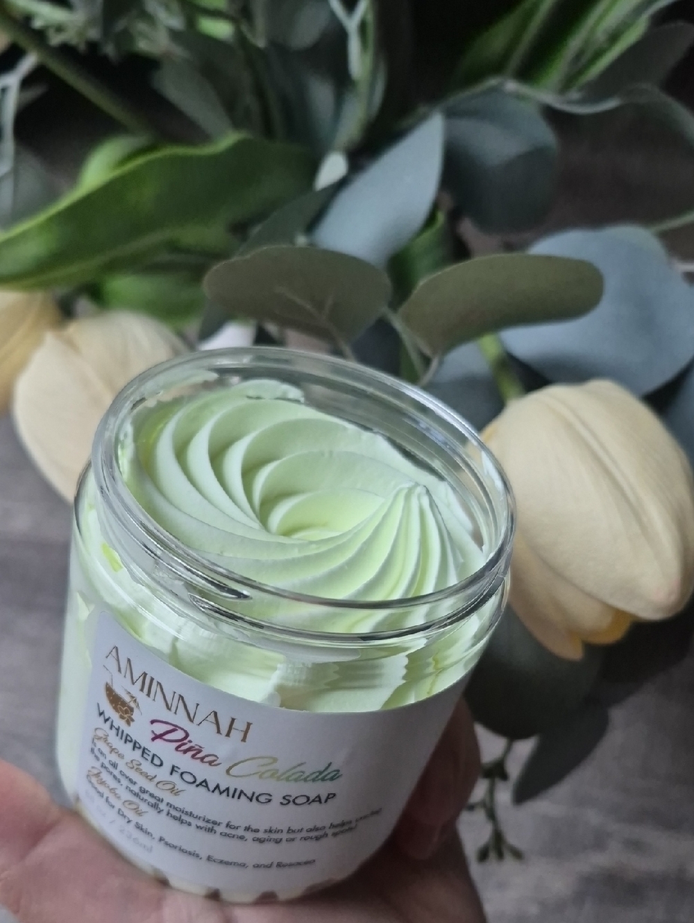 AMINNAH Piña Colada Whipped Foaming Soap - Light Lime Green